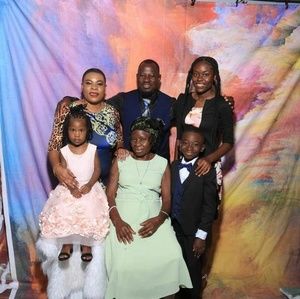 Meet your Posher, Satrice